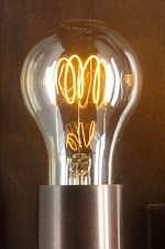 Die Kohlefaden-Lampe